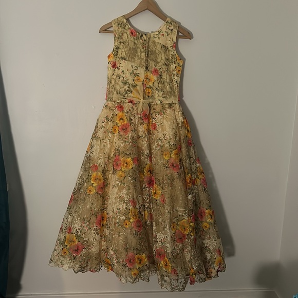 Stunning 1950’s/1960’s lace and embellished dress😍 - Picture 7 of 16